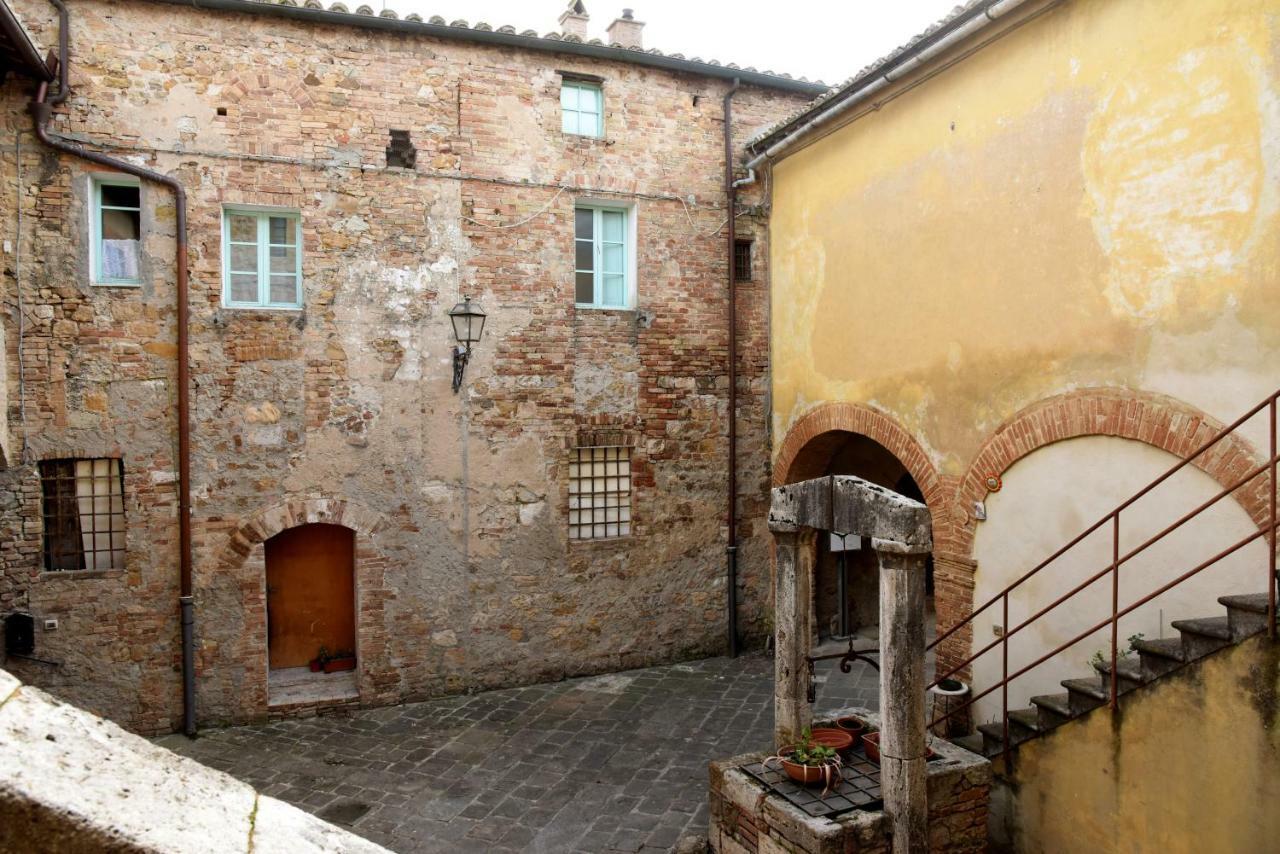 Residenza Storica Il Pozzo Lejlighed San Quirico d'Orcia Eksteriør billede